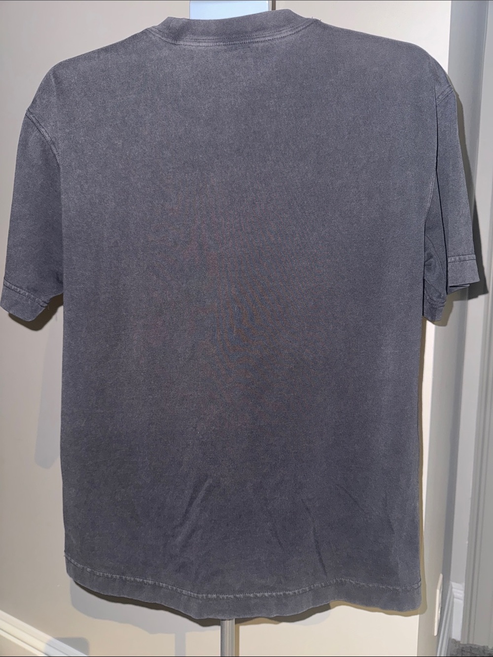 Hollister Men’s Washed Black Short Sleeve Heavyweight Boxy Fit Crewneck Small - Picture 2 of 3